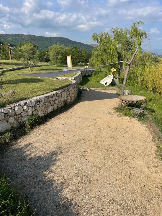 Bed and Breakfast Les 4 éléments à Tourrettes-sur-Loup Extérieur photo