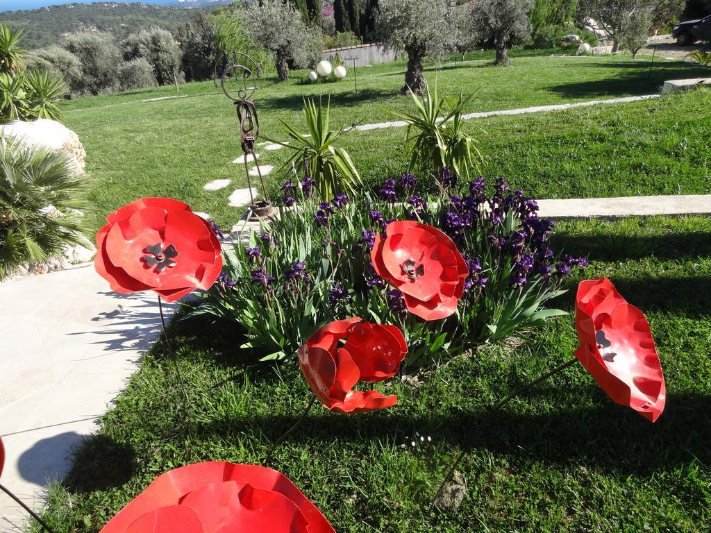Bed and Breakfast Les 4 éléments à Tourrettes-sur-Loup Extérieur photo