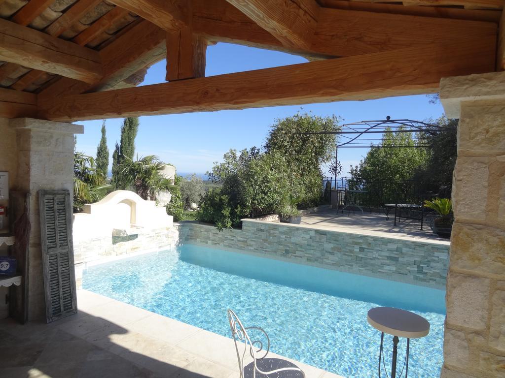 Bed and Breakfast Les 4 éléments à Tourrettes-sur-Loup Extérieur photo