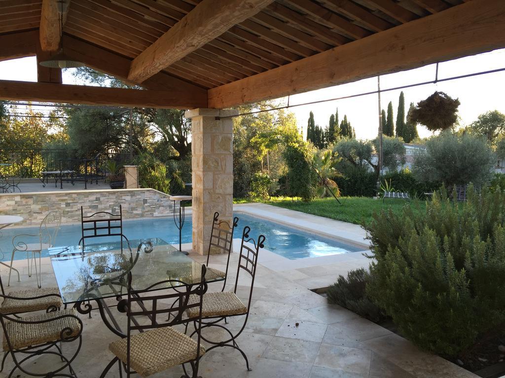 Bed and Breakfast Les 4 éléments à Tourrettes-sur-Loup Extérieur photo